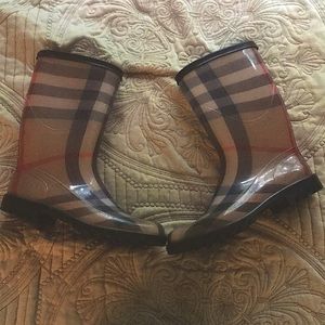Real Burberry rain boots